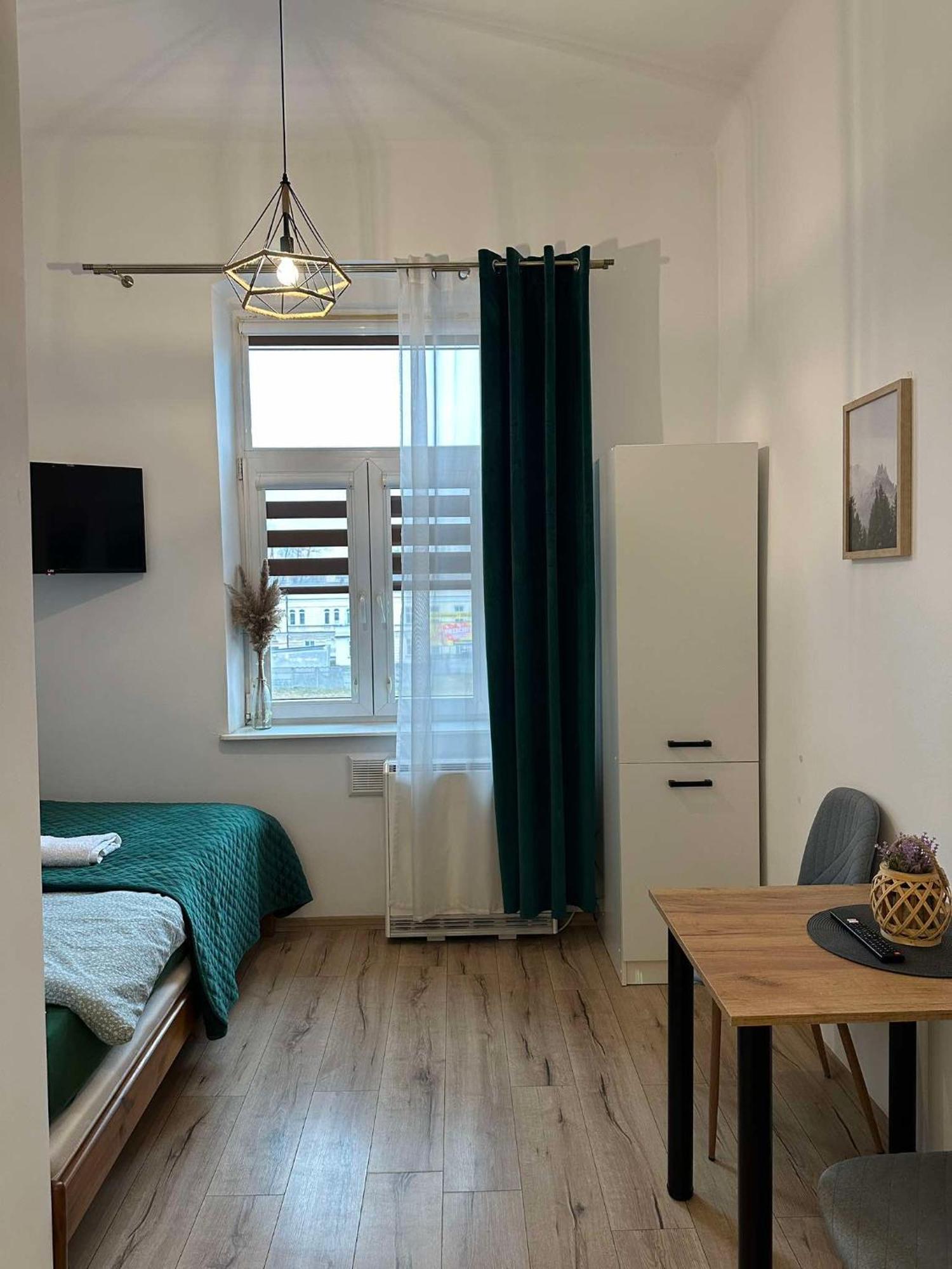 Apartament Zielony Kollataja Tomaszów Mazowiecki Екстериор снимка